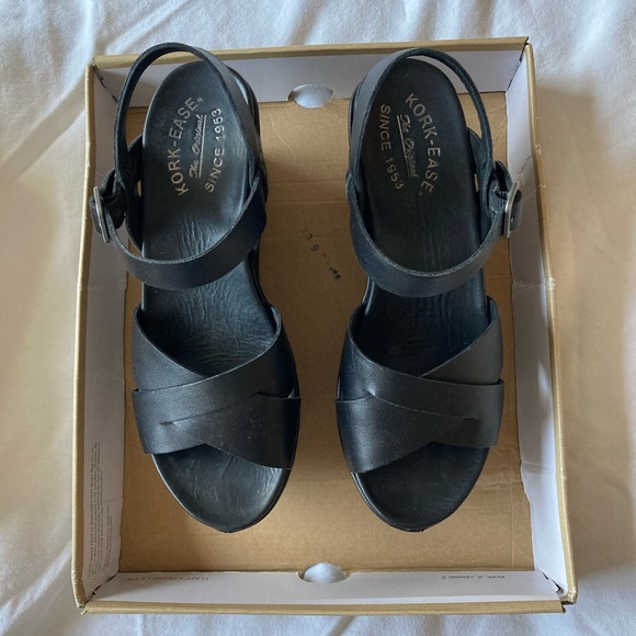 Kork-Ease Shoes - Kork-Ease Women's Black Sandals Size 8M